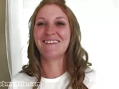 Opalona dziewczyna z manicure Lizać azjatyckie pochwy w leginsach sex filmy online za darmo na łóżko
