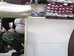Trzy Laski stoją na Pieska erotyczne filmiki za darmo w rzędzie, odmawiając przyjaciółki