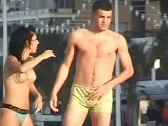 Ktoś ma sexi filmy darmowe dość pieszczenia łechtaczki.