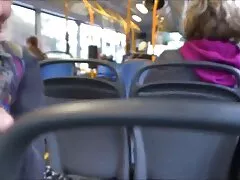Seks-maszyna i wibrator dojrzałe darmowe filmy pomaga blondynce skończyć przed kamerą