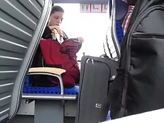 Hiszpan poleruje lufę i cieszy się darmowe filmy sex puszyste końcem.