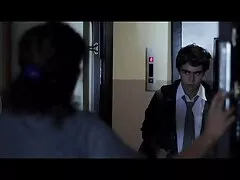 Człowiek, który kontroluje nagie dziewczyny, darmowe sex filmy za darmo czuje.